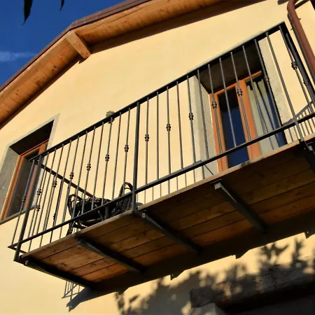 別荘 3 Bedrooms House With Sea View Furnished Garden And Wifi At ボルディゲーラ