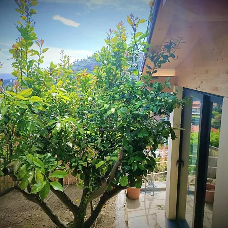 3 Bedrooms House With Sea View Furnished Garden And Wifi At *