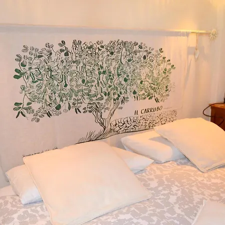 3 Bedrooms House With Sea View Furnished Garden And Wifi At ボルディゲーラ