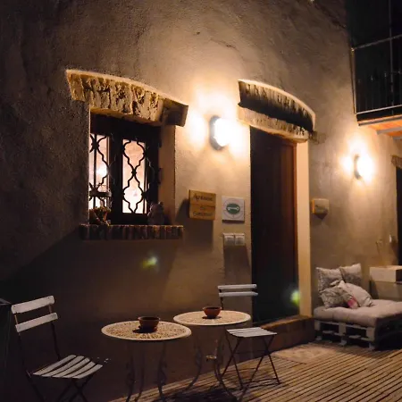 3 Bedrooms House With Sea View Furnished Garden And Wifi At 別荘 *