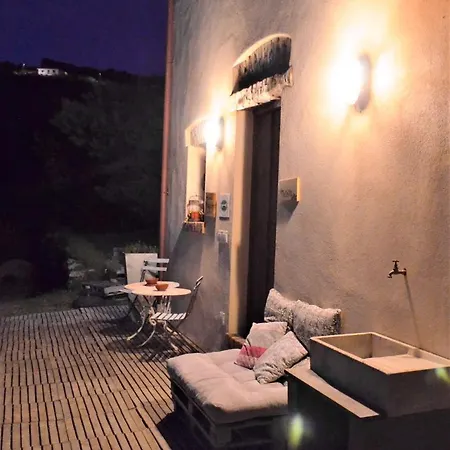 Holiday home 3 Bedrooms House With Sea View Furnished Garden And Wifi At Bordighera