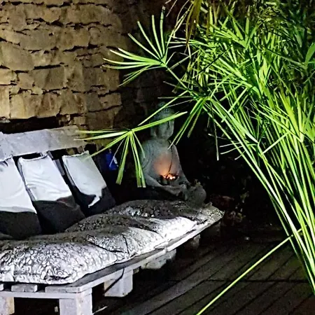 3 Bedrooms House With Sea View Furnished Garden And Wifi At * ボルディゲーラ