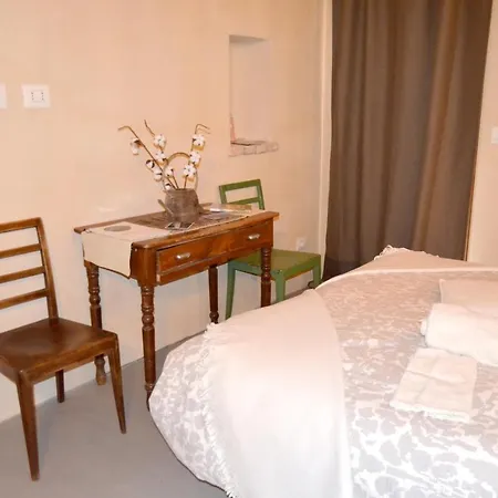 Σπίτι διακοπών 3 Bedrooms House With Sea View Furnished Garden And Wifi At Bordighera
